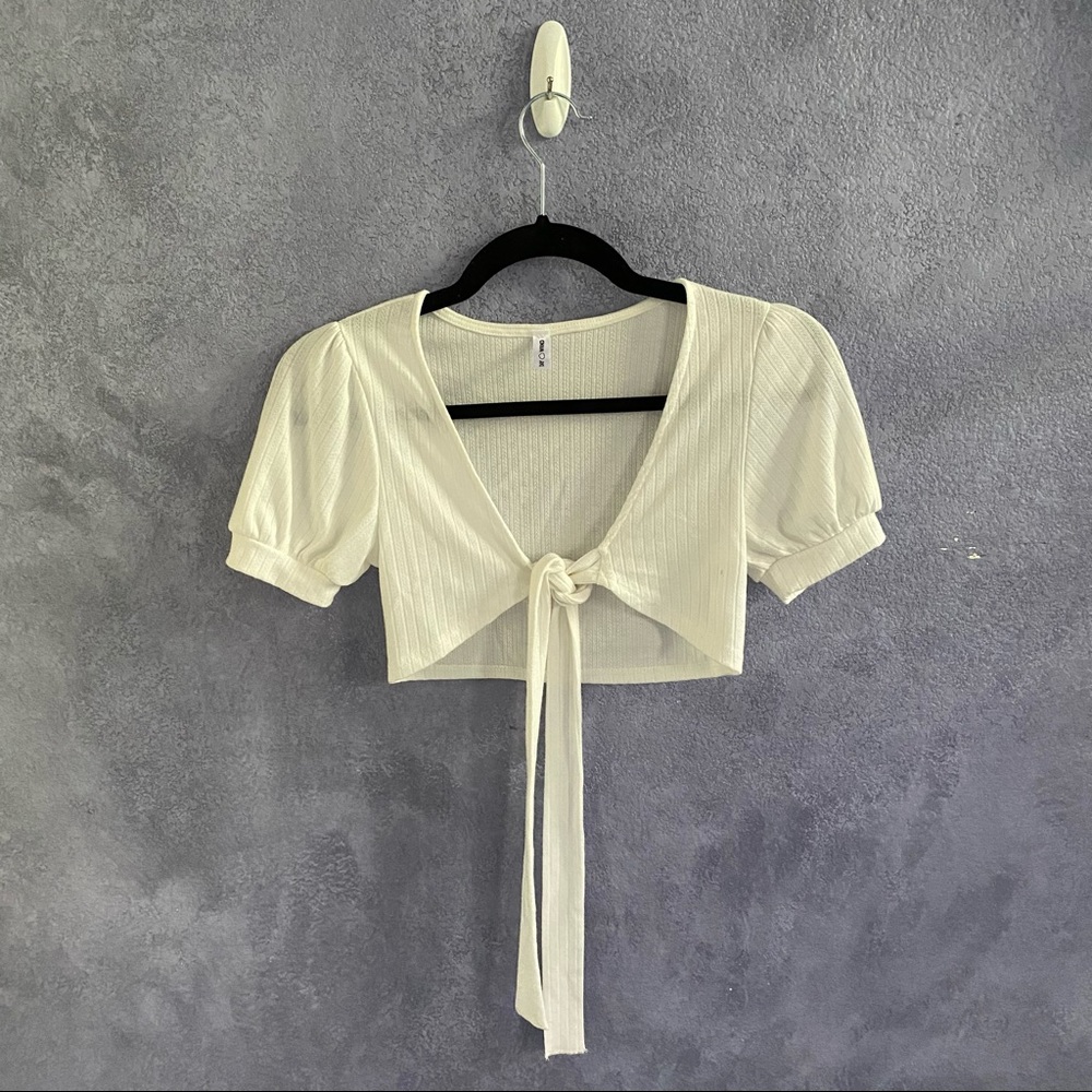 White 7 Day WKND Crop Top (Used — Excellent) • Size: S